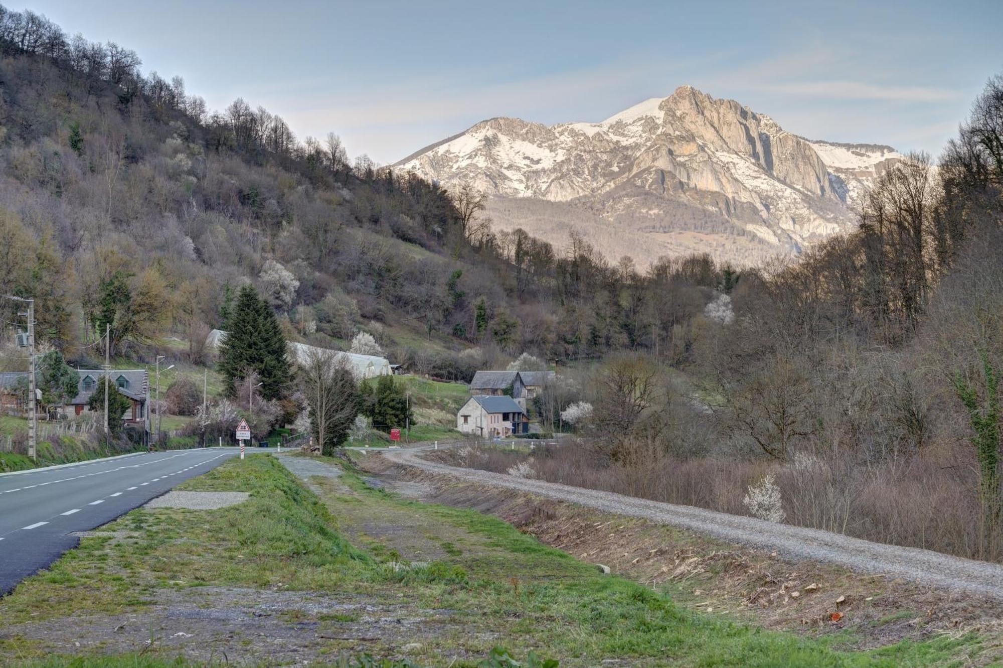 A 208 Pics D'Aran Διαμέρισμα Bagnères-de-Luchon Εξωτερικό φωτογραφία